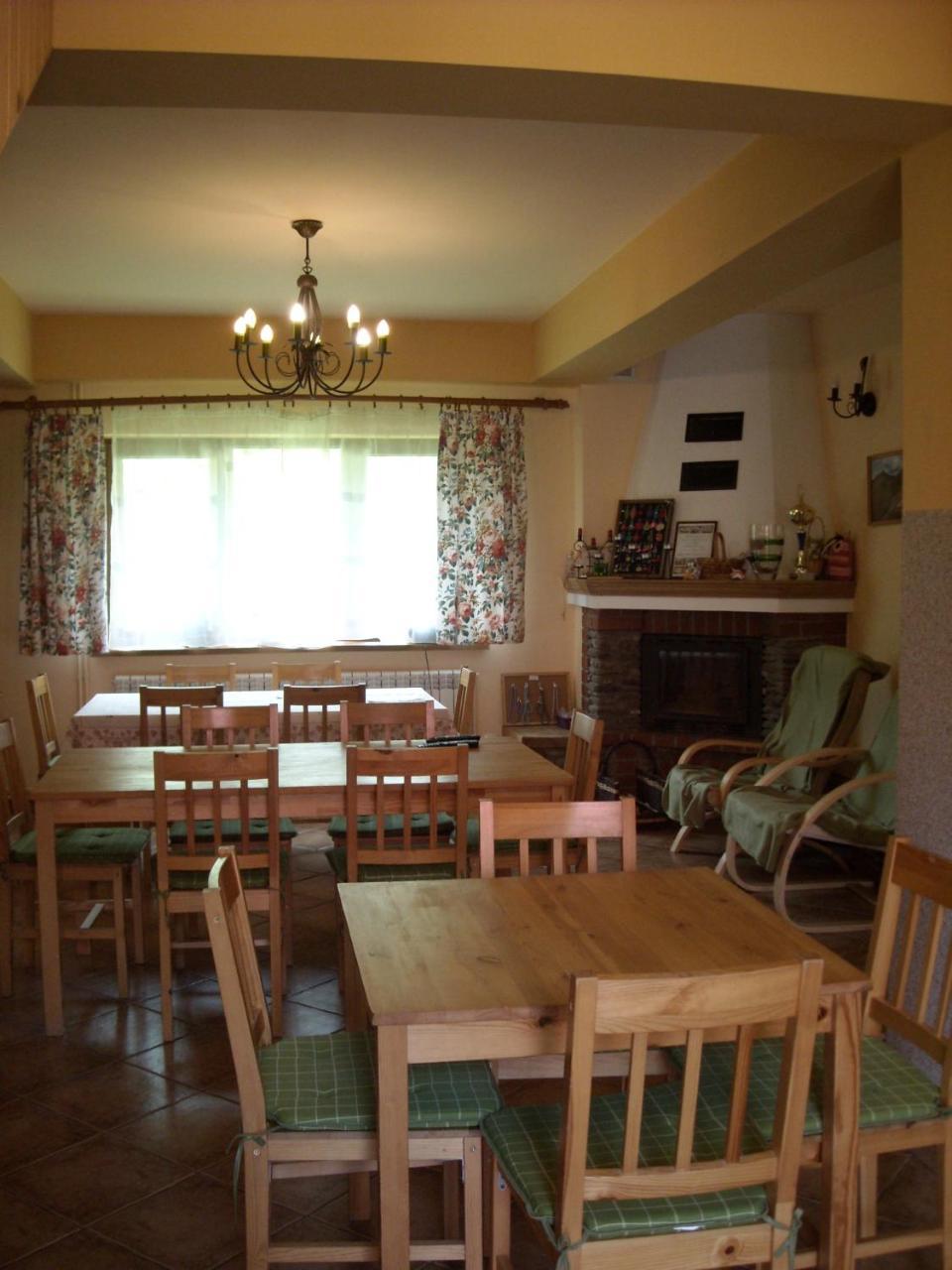 Lesne Berdo Przyslup Bed & Breakfast ชิสนา ภายนอก รูปภาพ